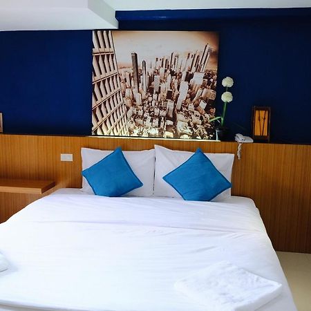 Royal Nine Hotel Kanchanaburi Exterior photo