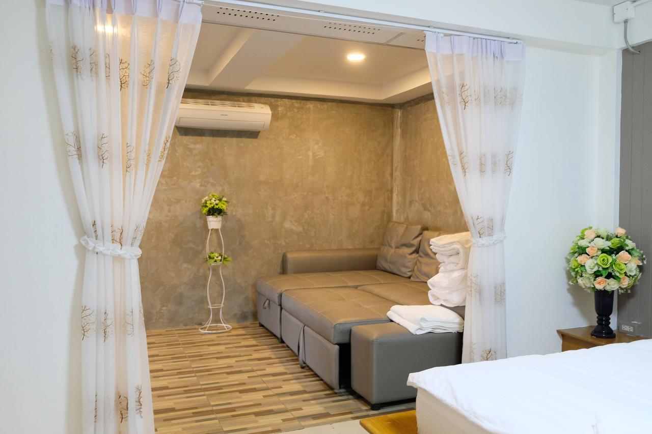 Royal Nine Hotel Kanchanaburi Exterior photo