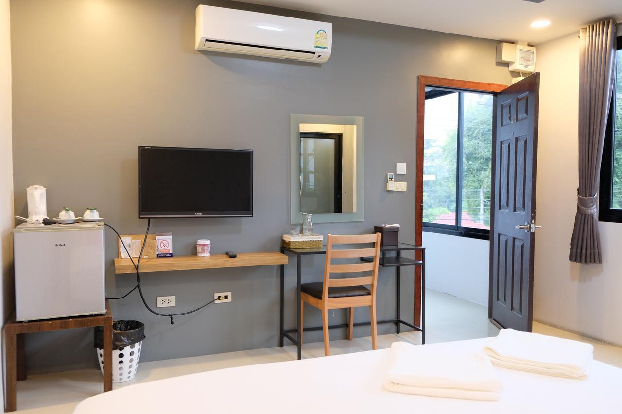 Royal Nine Hotel Kanchanaburi Exterior photo