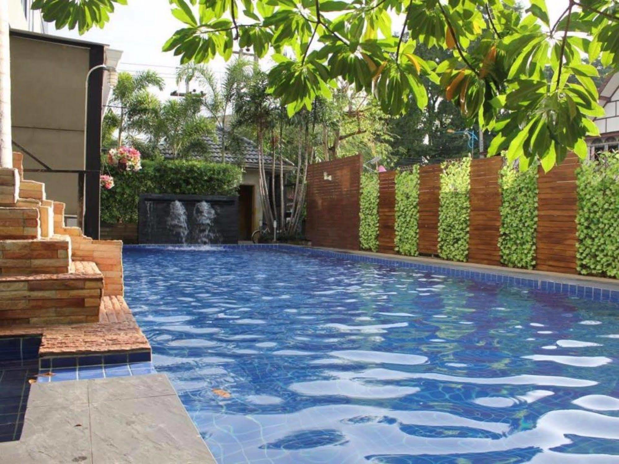 Royal Nine Hotel Kanchanaburi Exterior photo