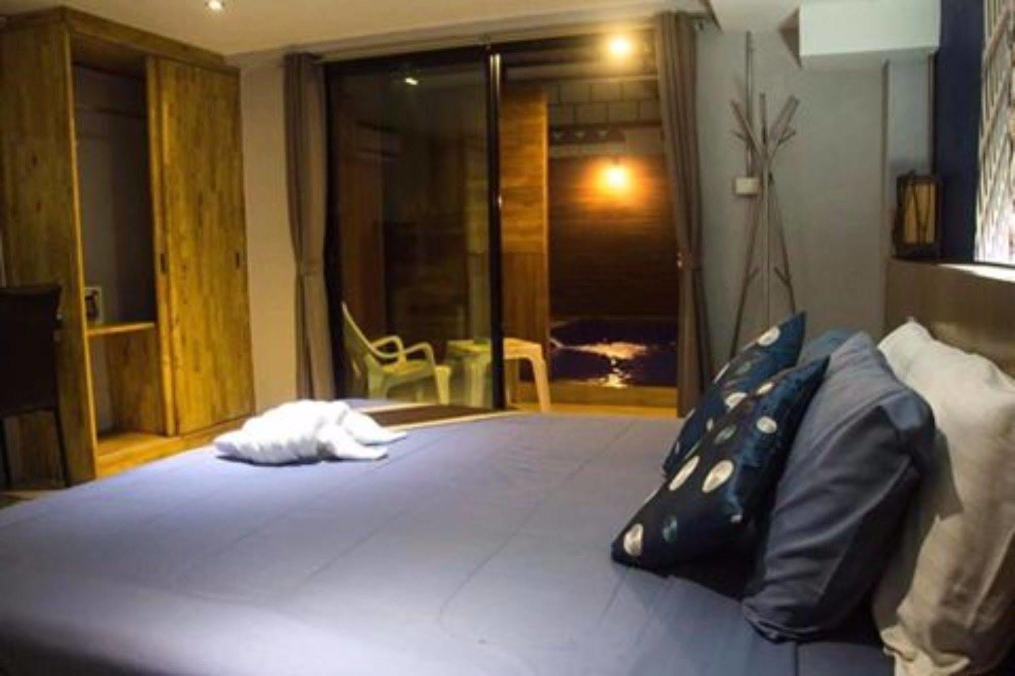 Royal Nine Hotel Kanchanaburi Exterior photo